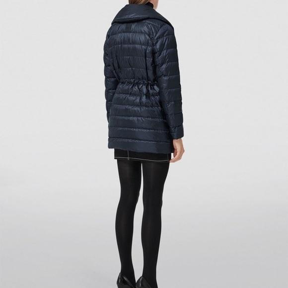 BURBERRY Detachable Collar Puffer Quilted Down Jacket - Picture 17 of 17